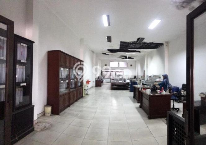 LOKASI STRATEGIS! Pabrik di Ngamprah, Luas 3591m², Area Komersial, Jalan Utama LOKASI STRATEGIS! Pabrik di Ngamprah, Luas 3591m², Area Komersial, Jalan Utama