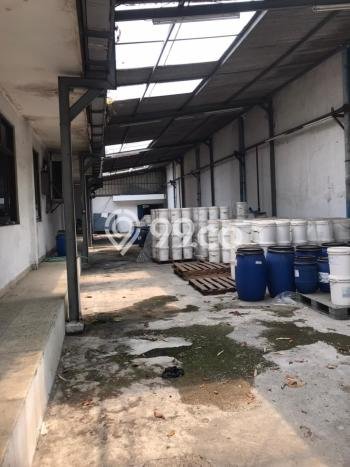 LOKASI STRATEGIS! Pabrik di Ngamprah, Luas 3591m², Area Komersial, Jalan Utama LOKASI STRATEGIS! Pabrik di Ngamprah, Luas 3591m², Area Komersial, Jalan Utama