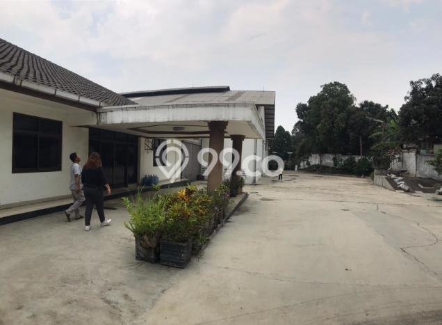 LOKASI STRATEGIS! Pabrik di Ngamprah, Luas 3591m², Area Komersial, Jalan Utama LOKASI STRATEGIS! Pabrik di Ngamprah, Luas 3591m², Area Komersial, Jalan Utama
