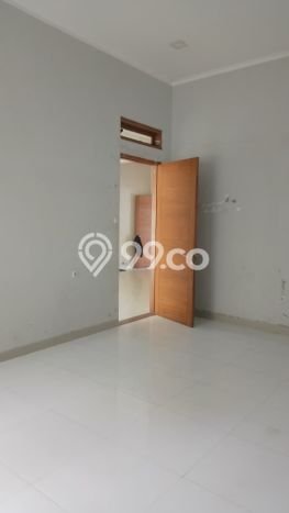 Rumah Mewah LB 250m2 Siap Pakai Desain Elegan di Gunung Batu, Bandung Rumah Mewah LB 250m2 Siap Pakai Desain Elegan di Gunung Batu, Bandung