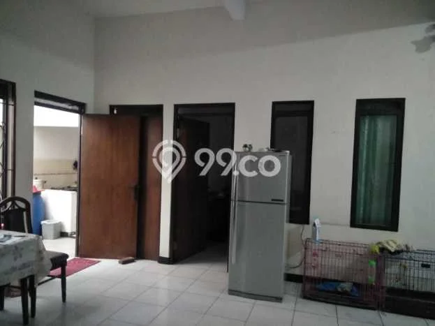 Rumah 5 KT 2 KM Luas Tanah 180m2m², LB 170m2m² di , Bandung Rumah 5 KT 2 KM Luas Tanah 180m2m², LB 170m2m² di , Bandung
