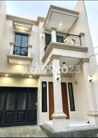 Rumah Elit LB 200m2 Siap Pakai Desain Elegan di Kemanggisan, Jakarta Barat Rumah Elit LB 200m2 Siap Pakai Desain Elegan di Kemanggisan, Jakarta Barat