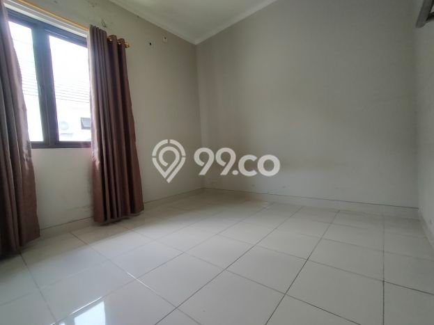 Rumah Strategis Minimalis Lb 114m2 di Ciracas, Jakarta Timur Rumah Strategis Minimalis Lb 114m2 di Ciracas, Jakarta Timur