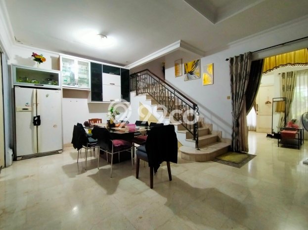 For Sale Rumah Mewah Exclusive di Kebon Jeruk, Jakarta Barat For Sale Rumah Mewah Exclusive di Kebon Jeruk, Jakarta Barat