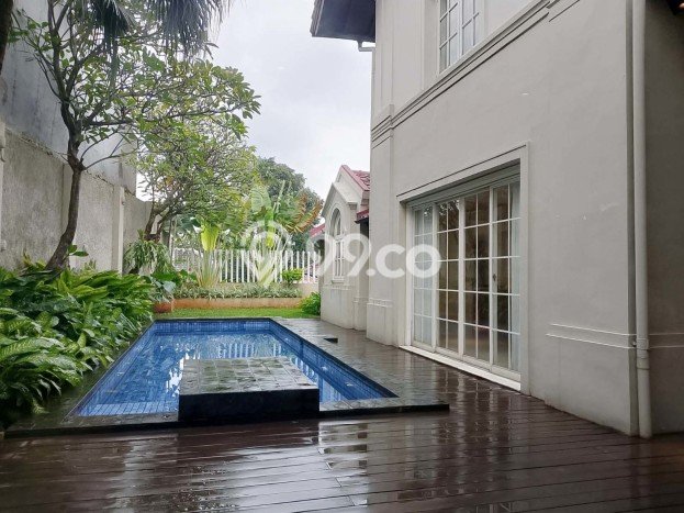 Disewakan Rumah Nyaman di Kemang LT 600m2 / LB 1000m2 Siap Huni Disewakan Rumah Nyaman di Kemang LT 600m2 / LB 1000m2 Siap Huni