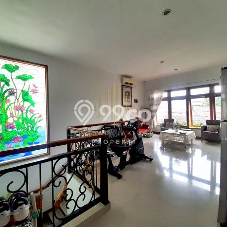 Siap Huni Hunian Elit 5 Kamar di Mampang Prapatan Dekat ke Mana Pun Siap Huni Hunian Elit 5 Kamar di Mampang Prapatan Dekat ke Mana Pun
