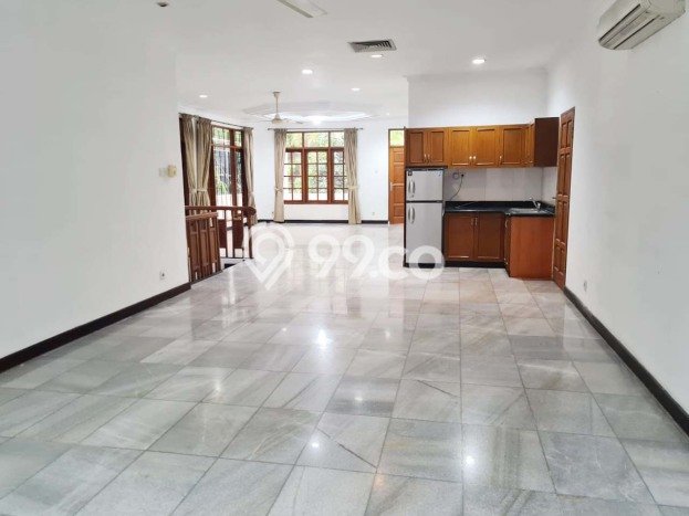Hunian Kondisi Baik Disewakan di patra kuningan, Jakarta Selatan LT 560m2, LB 1000m2 Hunian Kondisi Baik Disewakan di patra kuningan, Jakarta Selatan LT 560m2, LB 1000m2