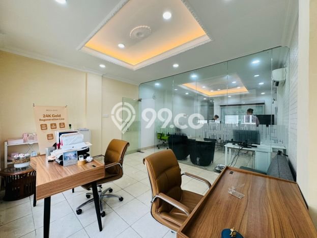Untuk Dijual Ruko di Tebet Jakarta Selatan LT 63m2 / LB 238m2 Untuk Dijual Ruko di Tebet Jakarta Selatan LT 63m2 / LB 238m2