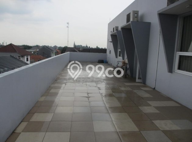 Kantor Dijual di Prime Area Jakarta Selatan Luas 697m2 Kantor Dijual di Prime Area Jakarta Selatan Luas 697m2