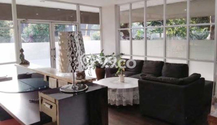 Hunian Elit LB 452m2 Siap Huni Desain Elegan di Prapanca, Jakarta Selatan Hunian Elit LB 452m2 Siap Huni Desain Elegan di Prapanca, Jakarta Selatan