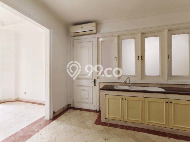 Rumah Modern Dikontrakkan di Menteng Jakarta Pusat Area Sangat Strategis Rumah Modern Dikontrakkan di Menteng Jakarta Pusat Area Sangat Strategis