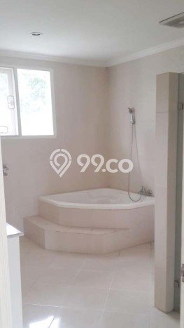 Jual Rumah Luas Elegan Dengan View Eksklusif di Ampera, Jakarta Selatan Jual Rumah Luas Elegan Dengan View Eksklusif di Ampera, Jakarta Selatan