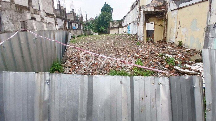 Untuk Dijual Tanah di Jakarta Timur, Luas 724m2 - Untuk Dijual Tanah di Jakarta Timur, Luas 724m2 -