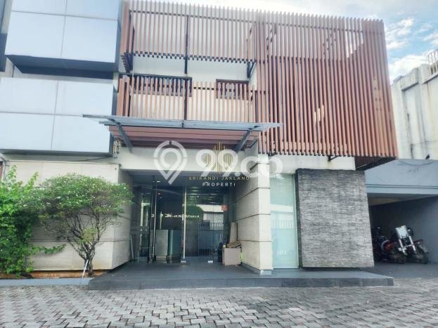 Komersial disewakan di Kebayoran Baru Jakarta Selatan dengan luas bangunan 460m2 Komersial disewakan di Kebayoran Baru Jakarta Selatan dengan luas bangunan 460m2