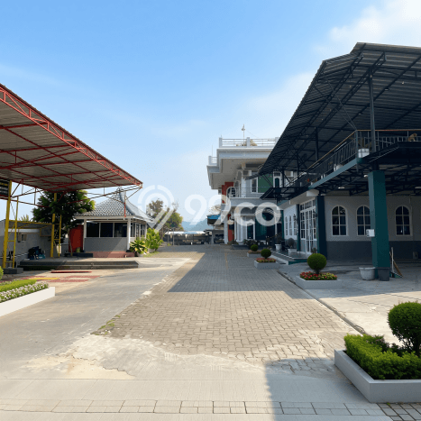 Unit Komersial Dijual di Tanjung Karang Barat Bandar Lampung Luas Tanah 2800m2, Luas Bangunan 200m2 Unit Komersial Dijual di Tanjung Karang Barat Bandar Lampung Luas Tanah 2800m2, Luas Bangunan 200m2