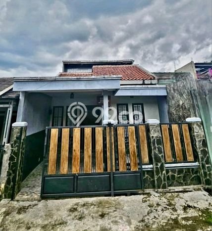 Dijual Rumah Siap Huni di Cileungsi Bogor Harga Rp 340 Juta LT 72m2 Dijual Rumah Siap Huni di Cileungsi Bogor Harga Rp 340 Juta LT 72m2