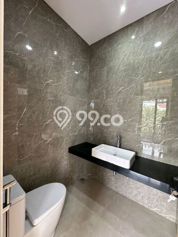 For Sale! Luxury House LT 128m2 Desain Elegan di Cibubur For Sale! Luxury House LT 128m2 Desain Elegan di Cibubur