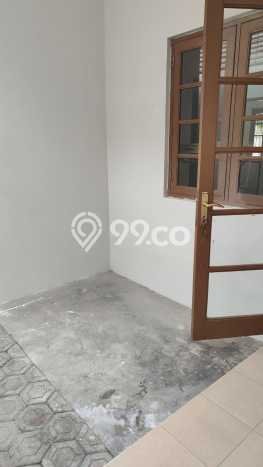Jarang Ada! Rumah Kontrakan 2 Kamar Nyaman Siap Huni Kota Wisata Jarang Ada! Rumah Kontrakan 2 Kamar Nyaman Siap Huni Kota Wisata