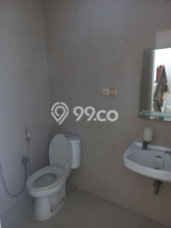 FEATURED! Rumah Nyaman di Pantai Indah Kapuk, LT 180m2m² Bangunan 250m2m² FEATURED! Rumah Nyaman di Pantai Indah Kapuk, LT 180m2m² Bangunan 250m2m²