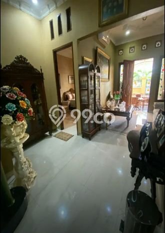 Dijual Rumah Luas Elegan Dengan View Eksklusif di Meruya, Jakarta Barat Dijual Rumah Luas Elegan Dengan View Eksklusif di Meruya, Jakarta Barat