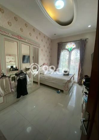 Dijual Rumah Luas Elegan Dengan View Eksklusif di Meruya, Jakarta Barat Dijual Rumah Luas Elegan Dengan View Eksklusif di Meruya, Jakarta Barat