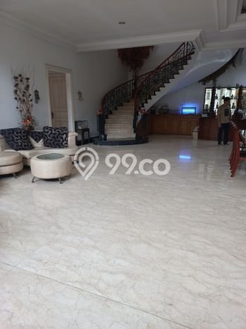 Siap Huni Rumah Mewah 6 Kamar di Kelapa Gading Dekat ke Mana Pun Siap Huni Rumah Mewah 6 Kamar di Kelapa Gading Dekat ke Mana Pun