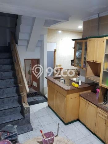 Ruko Bagus LT 120m2 LB 217m2 Dijual di Tanah Abang Jakarta Pusat Ruko Bagus LT 120m2 LB 217m2 Dijual di Tanah Abang Jakarta Pusat