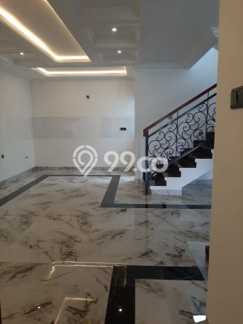Dijual Rumah Mewah Exclusive di Jagakarsa, Jakarta Selatan Dijual Rumah Mewah Exclusive di Jagakarsa, Jakarta Selatan