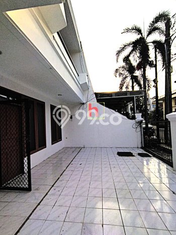 Rumah Sewa Jakarta Utara LT 200m2 LB 300m2 Area Muara Karang Rumah Sewa Jakarta Utara LT 200m2 LB 300m2 Area Muara Karang