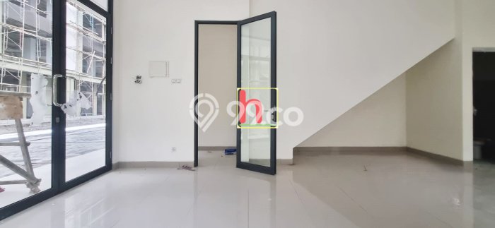 Unit Ruko Disewakan di Gading Serpong di Area Ramai & Strategis Unit Ruko Disewakan di Gading Serpong di Area Ramai & Strategis