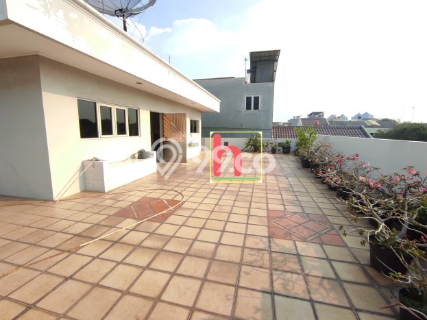 Ready to Use! Premium House LT 375m2 Desain Modern di Muara Karang Ready to Use! Premium House LT 375m2 Desain Modern di Muara Karang