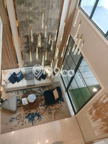 Jual Rumah Luas Megah Dengan View Eksklusif di Buaran, Jakarta Timur Jual Rumah Luas Megah Dengan View Eksklusif di Buaran, Jakarta Timur