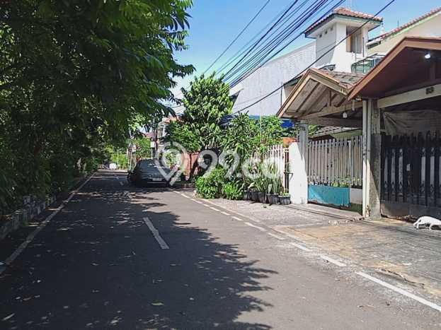 Hunian Mewah LB 200m2 Siap Pakai Desain Elegan di Kayu Putih, Jakarta Timur Hunian Mewah LB 200m2 Siap Pakai Desain Elegan di Kayu Putih, Jakarta Timur