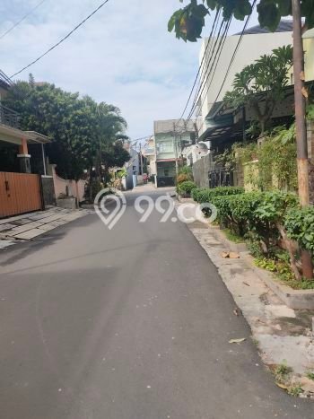 Jual Rumah Favorit Siap Huni LB 200m2 di Duren Sawit, Jakarta Timur Jual Rumah Favorit Siap Huni LB 200m2 di Duren Sawit, Jakarta Timur