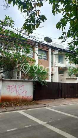 Rumah Elit LB 469m2 Siap Pakai Desain Elegan di Duren Tiga, Jakarta Selatan Rumah Elit LB 469m2 Siap Pakai Desain Elegan di Duren Tiga, Jakarta Selatan