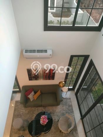 Rumah Elit Modern Tanpa Renovasi di Buaran Jakarta Timur Rumah Elit Modern Tanpa Renovasi di Buaran Jakarta Timur