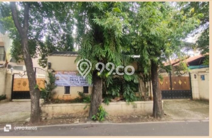 Dijual Rumah Premium dengan Fasilitas Sekitar Komplit di Cilandak, Jakarta Selatan Dijual Rumah Premium dengan Fasilitas Sekitar Komplit di Cilandak, Jakarta Selatan