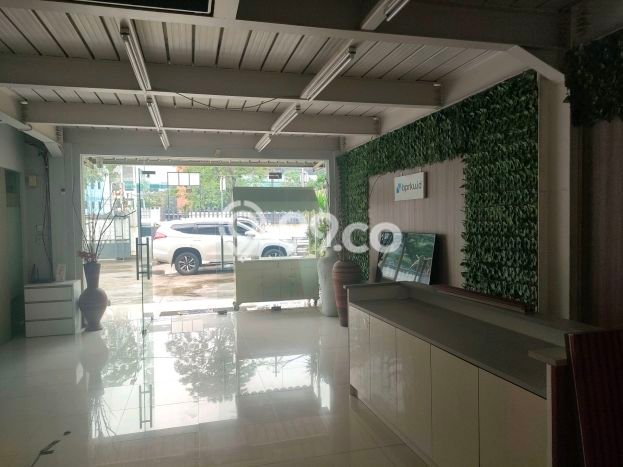 KAWASAN BISNIS! Gudang di , Luas 1100m2m², Akses Utama KAWASAN BISNIS! Gudang di , Luas 1100m2m², Akses Utama