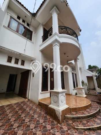 Jual Rumah Eksklusif 4 KT di Jatikramat, Bekasi Jual Rumah Eksklusif 4 KT di Jatikramat, Bekasi