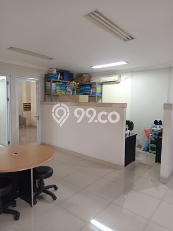 Unit Ruko Dijual di Jakarta Barat LT 163m2 & LB 350m2 Unit Ruko Dijual di Jakarta Barat LT 163m2 & LB 350m2