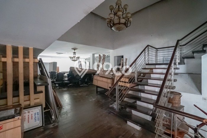 For Sale! Luxury House LT 1493m2 Desain Modern di Kemang For Sale! Luxury House LT 1493m2 Desain Modern di Kemang