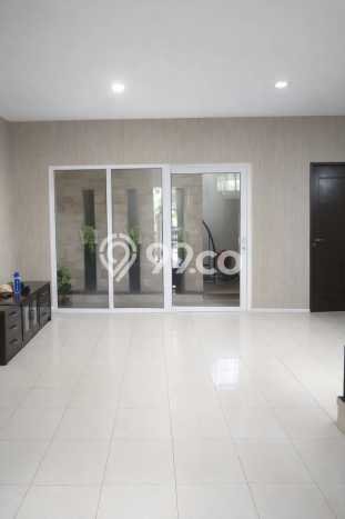 Jarang Ada! Rumah Kontrakan 4 Kamar Nyaman Siap Huni Cibubur Jarang Ada! Rumah Kontrakan 4 Kamar Nyaman Siap Huni Cibubur