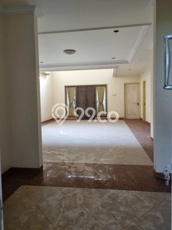 Ready to Use! Luxury House LT 160m2 Desain Elegan di Raffles Hills Ready to Use! Luxury House LT 160m2 Desain Elegan di Raffles Hills