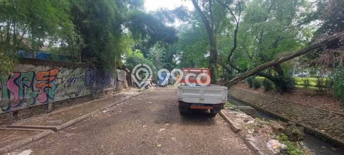 Unit Gudang Dijual di Pesanggrahan Jakarta Selatan 400m2 Unit Gudang Dijual di Pesanggrahan Jakarta Selatan 400m2