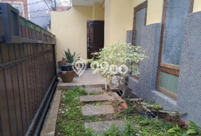 Rumah Eksklusif Siap Huni LT 180m2 di Tebet, Jakarta Selatan Rumah Eksklusif Siap Huni LT 180m2 di Tebet, Jakarta Selatan