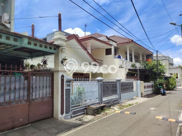 PROMO TERBATAS! Rumah Berkualitas area Kebayoran Baru, Jakarta Selatan, Luas 208m² Bangunan 209m² PROMO TERBATAS! Rumah Berkualitas area Kebayoran Baru, Jakarta Selatan, Luas 208m² Bangunan 209m²