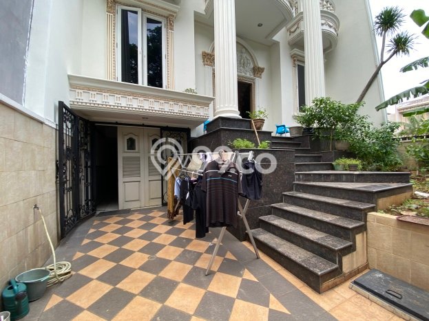 Rumah Idaman Keluarga! Rumah Mewah di Kelapa Gading, Jakarta Utara, Luas 300m² LB 500m² Rumah Idaman Keluarga! Rumah Mewah di Kelapa Gading, Jakarta Utara, Luas 300m² LB 500m²