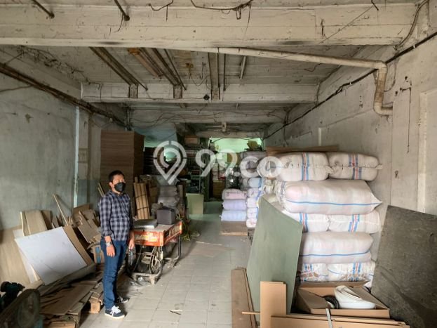 FOR SALE! Ruko di Tamansari Jakarta Barat, LT 115m2, LB 280m2 FOR SALE! Ruko di Tamansari Jakarta Barat, LT 115m2, LB 280m2