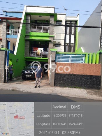 Dijual Rumah Premium dengan Fasilitas Sekitar Komplit di Kebon Jeruk, Jakarta Barat Dijual Rumah Premium dengan Fasilitas Sekitar Komplit di Kebon Jeruk, Jakarta Barat