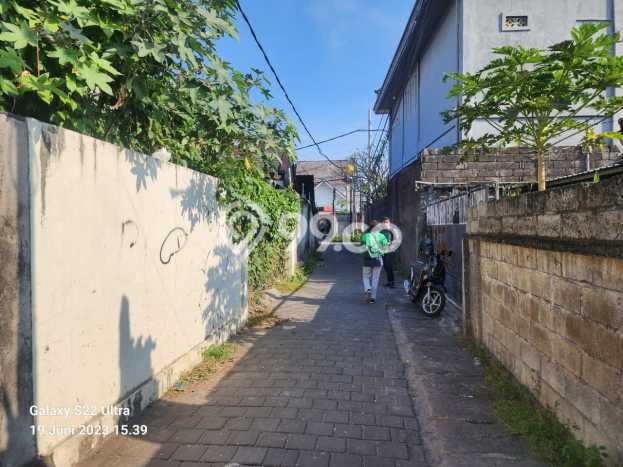 Siap Huni Rumah Mewah 2 Kamar di Kuta Dekat ke Mana Saja Siap Huni Rumah Mewah 2 Kamar di Kuta Dekat ke Mana Saja